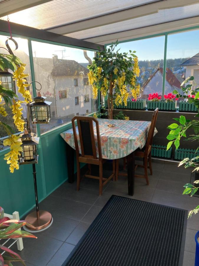 Ferienhaus mit Sauna, Wintergarten und Terrasse im schönen Hochtaunus Glashutten  Exterior foto